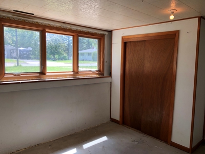 Home in Town For Sale, Int'l Falls MN - image 13