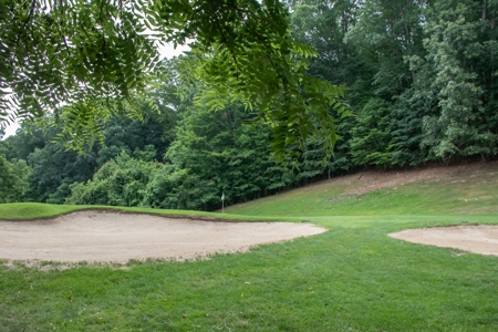Home on Glenrochie Golf Course for Sale in Abingdon VA - image 8