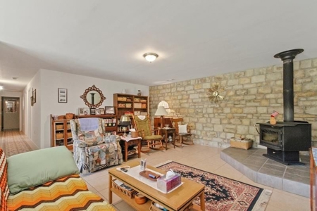 Ranch Style Home On 6.27 Acres With Spring Fed Lake Access - image 10