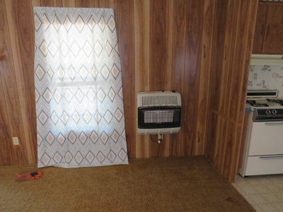 Mobile Home with a great lot - image 11