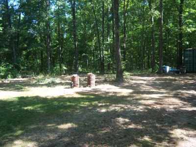 Mobile Home with a great lot - image 3