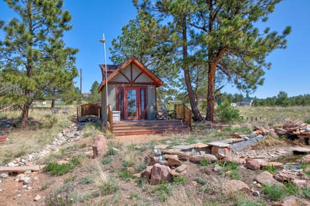 Colorado Mtn Property with Small Cabin, Water, Power & Views - image 1