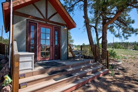 Colorado Mtn Property with Small Cabin, Water, Power & Views - image 12