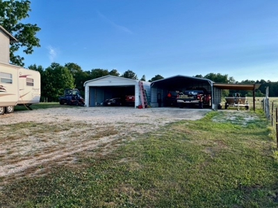 20 acre homestead/farm in Ellington - image 29