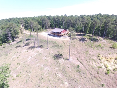 House With 20 Acres For Sale Near Norfork Lake In Arkansas - image 3