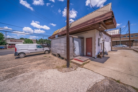 Commercial Building For Sale Longview Texas - image 3