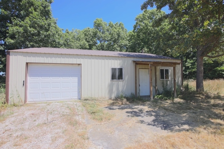 Home in the Country with 10+ Acres For Sale in Fordland, MO - image 2