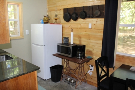 East Texas Water View Tiny Home Elwood Lake Pittsburg, Tx - image 15