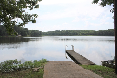 East Texas Water View Tiny Home Elwood Lake Pittsburg, Tx - image 24