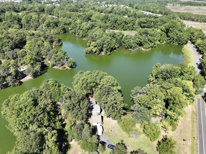 Waterfront Home in Carrollton, VA - image 16