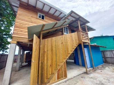 Brand New Waterfront Home with Private Dock - image 3