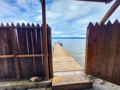 Brand New Waterfront Home with Private Dock - image 26