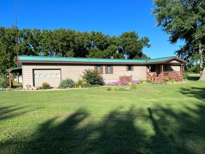 Country Home for sale - image 2