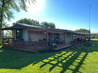 Country Home for sale - image 4