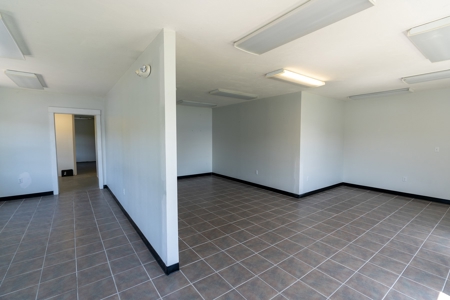 Commercial Investment Opportunity in Lincoln, Maine - image 35