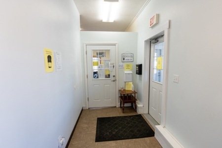 Commercial Investment Opportunity in Lincoln, Maine - image 10