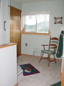 360 Degree Views on Hilltop, 3,109 Sq. Ft. Log Home - image 14