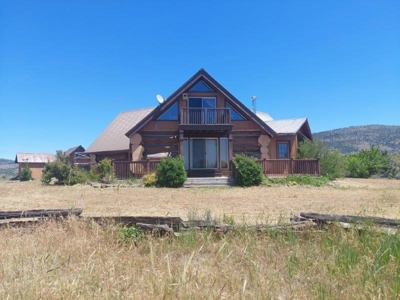 360 Degree Views on Hilltop, 3,109 Sq. Ft. Log Home - image 1