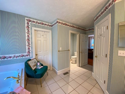 Contemporary Home for Sale in Blacksburg VA - image 29