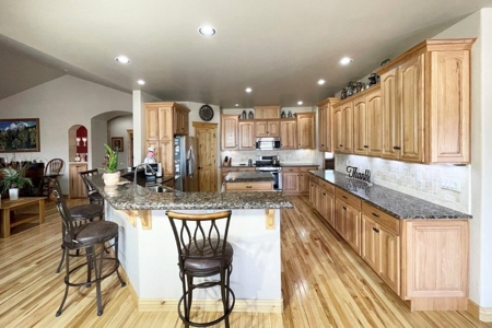 Montrose, CO home for sale- hobby shop and RV parking - image 13