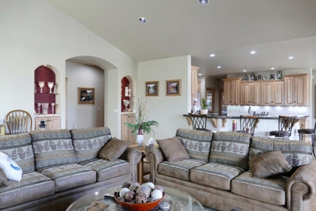 Montrose, CO home for sale- hobby shop and RV parking - image 19