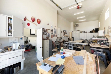 Montrose, CO home for sale- hobby shop and RV parking - image 5