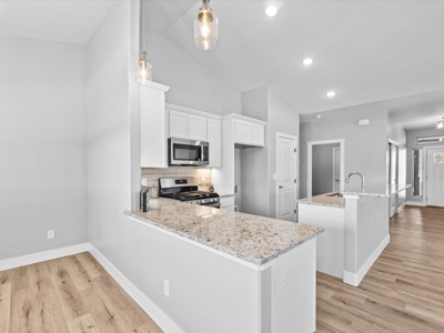 New Construction Home Near Golf Course in Colorado For Sale - image 9