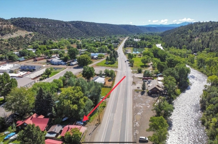 Commercial property with high visibility for sale in Dolores - image 1