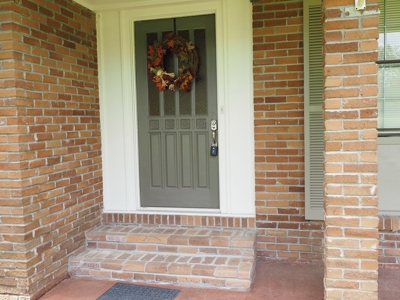 3 Bed, 2 Bath Home with Large Yard in SW Mississippi - image 4