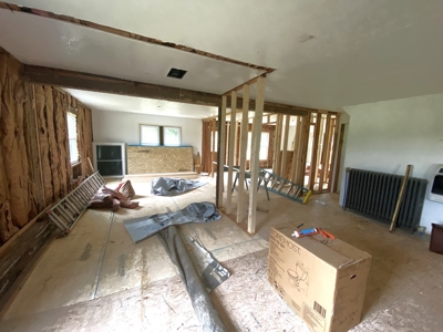 Farm For Sale, Two Living Spaces, in Munfordville, KY. 42765 - image 8