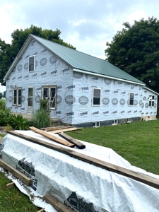 Farm For Sale, Two Living Spaces, in Munfordville, KY. 42765 - image 2