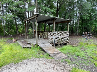 Country Home with 2 Acres for Sale in Jasper, FL - image 24