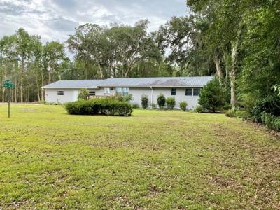 Country Home with 2 Acres for Sale in Jasper, FL - image 17