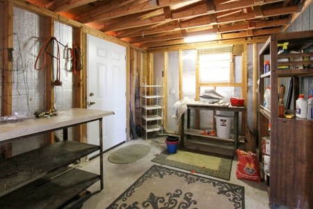 Country Home with 2 Acres for Sale in Jasper, FL - image 14