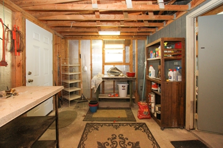 Country Home with 2 Acres for Sale in Jasper, FL - image 13