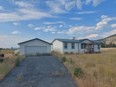 Northern, CA Country Home w/ Garage & Views - image 32