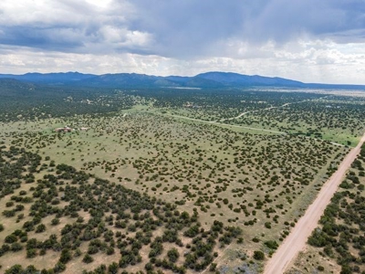 Corona, New Mexico country home on 98.35 acres bordering CNF - image 44