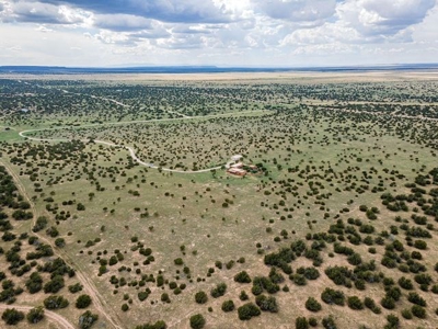 Corona, New Mexico country home on 98.35 acres bordering CNF - image 45