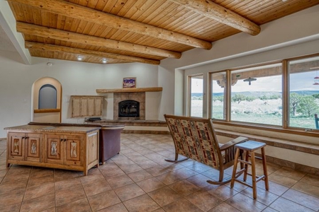 Corona, New Mexico country home on 98.35 acres bordering CNF - image 7