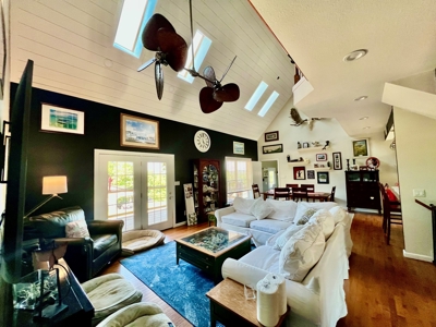 6 Bedroom home in Ellington with AirBnb-Near Clearwater Lake - image 13