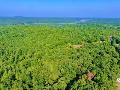 6 Bedroom home in Ellington with AirBnb-Near Clearwater Lake - image 10