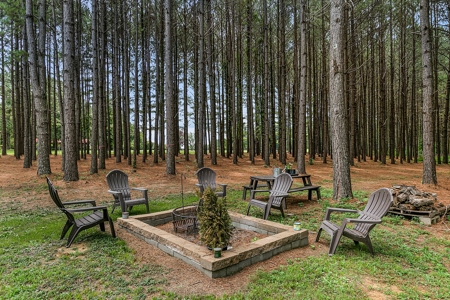 Country Home for sale in Henderson County TN w/ In-Law Suite - image 7
