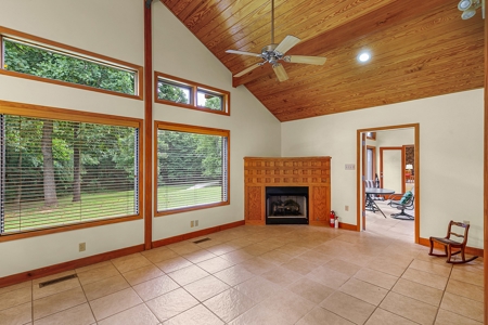Country Home for sale in Henderson County TN w/ In-Law Suite - image 27
