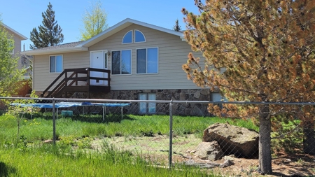 Mountain Getaway or Family Home - image 1