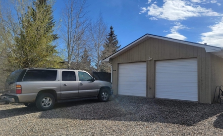Mountain Getaway or Family Home - image 11