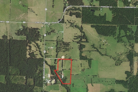Cedar County Missouri Farm, Income Producing Chicken Barn - image 6
