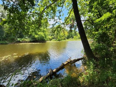 Historical Kiamichi River Recreational Property For Sale - image 6