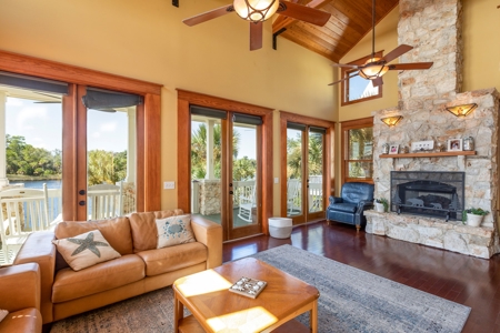 Gorgeous River Front Home! Steinhatchee River! - image 9