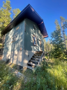 Neihart Montana Ski Cabin - image 17