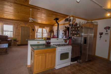 Home with Horse Facilities for Sale Northern Arizona - image 7